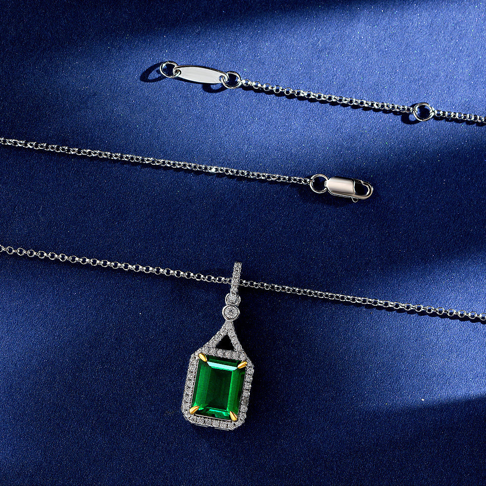 Cultured emerald 2.7CT necklace women's high-end clavicle chain