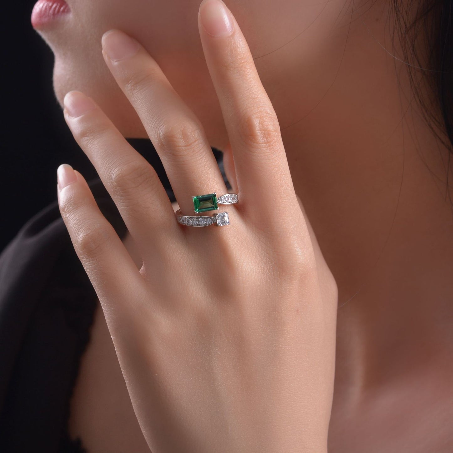 New trend 1ct cultured emerald 57 high carbon diamond ring female European and American fashion open ring