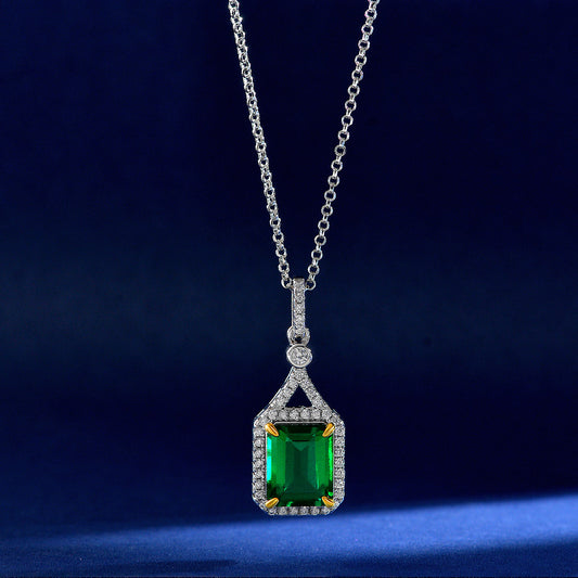 Cultured emerald 2.7CT necklace women's high-end clavicle chain