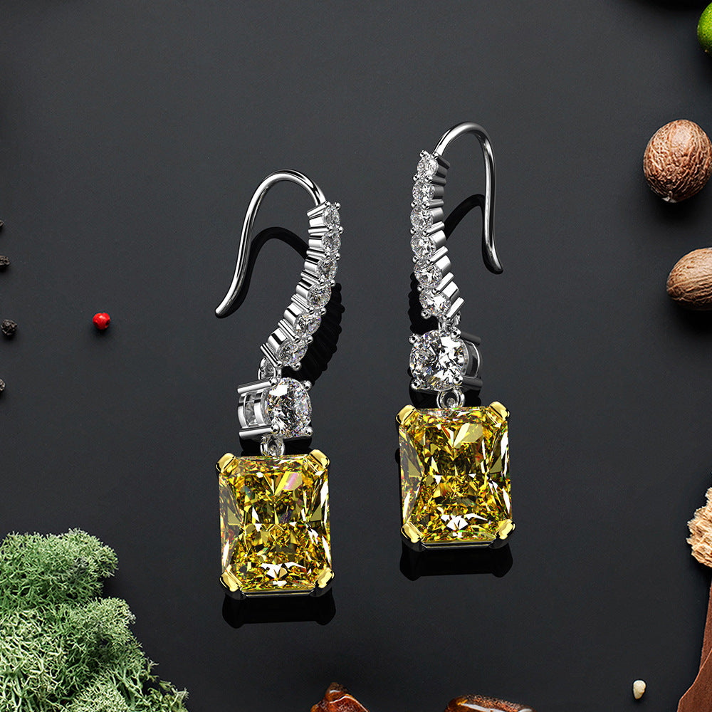 Yellow rectangular high carbon diamond earrings