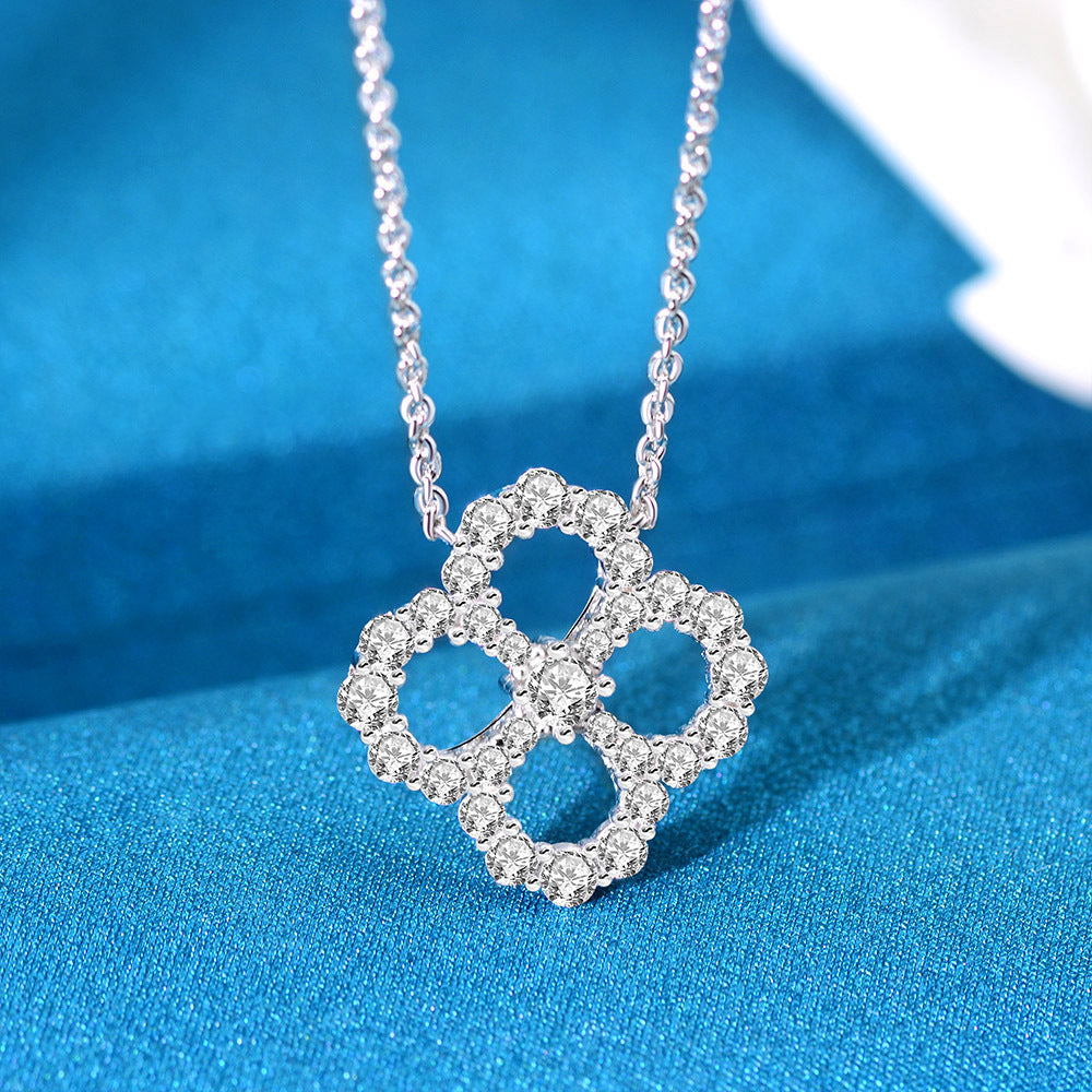 Four-leaf clover series necklace fashionable, sweet and simple style