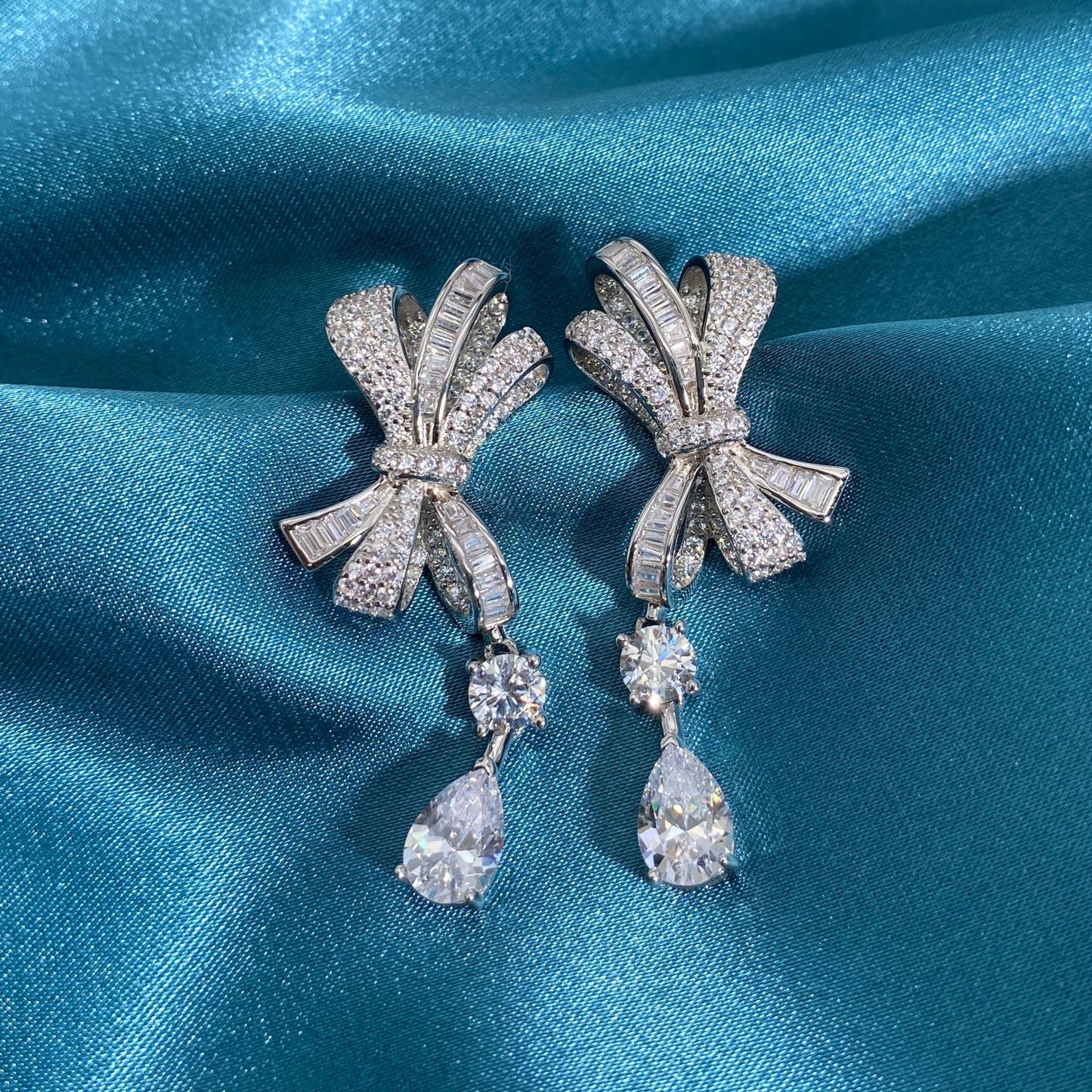 Bow tie earrings 1CT luxury full diamond earrings